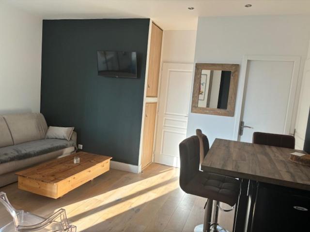 Studio Totalement Renove En Plein Centre-Ville Devant La Prefecture De Λυών Εξωτερικό φωτογραφία
